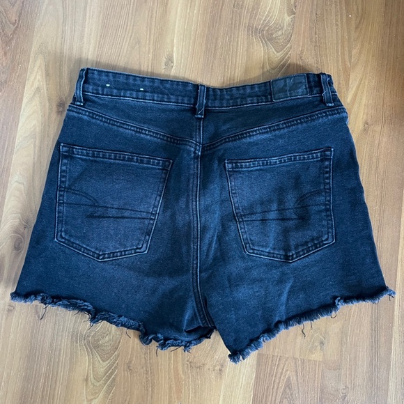 Black Denim Shorts – Size 8 | Raw Hem - Picture 3 of 3